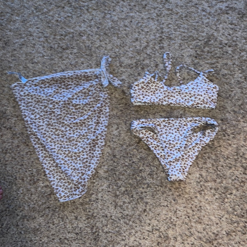 SHEIN BIKINI set with a Sarong size xs